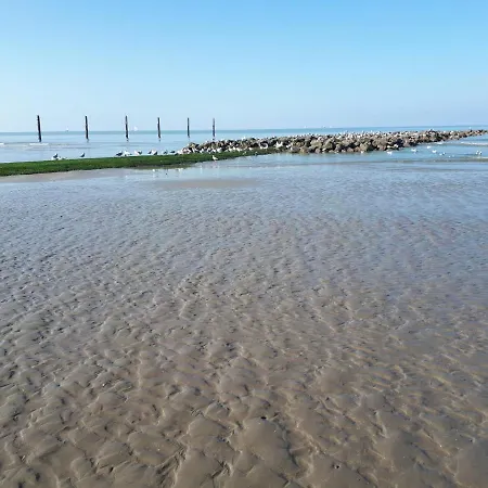 Appartement Met Frontaal Zeezicht Middelkerke