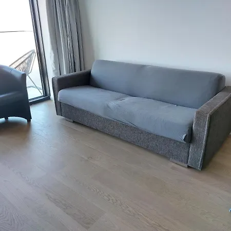 Met Frontaal Zeezicht *