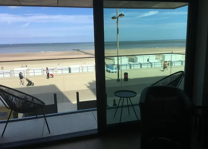 Met Frontaal Zeezicht Apartman *